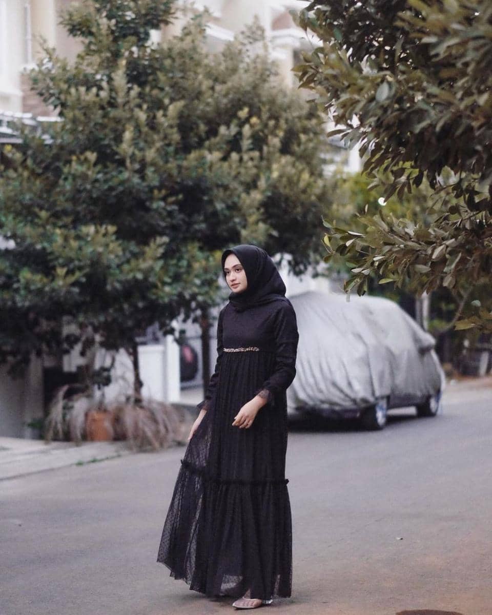 instagram.com/shellaalaztha