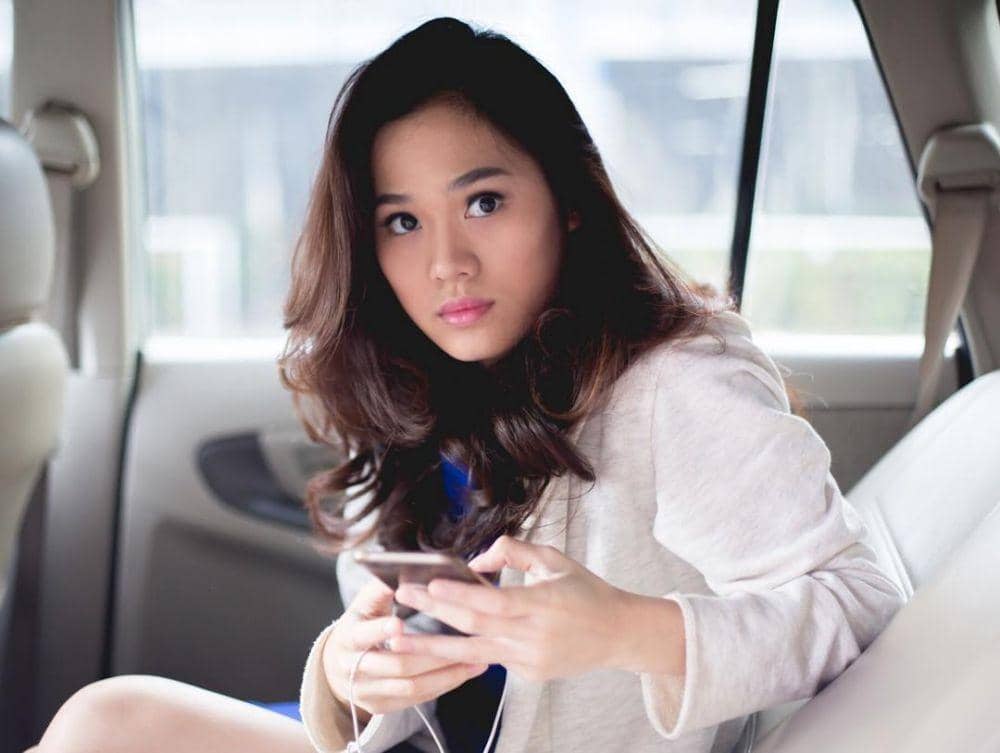 instagram.com/sherysheinafia/