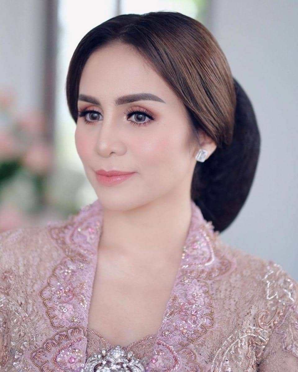 Instagram.com/therealmomogeisha