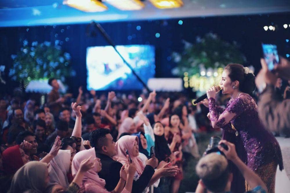 Instagram.com/therealmomogeisha