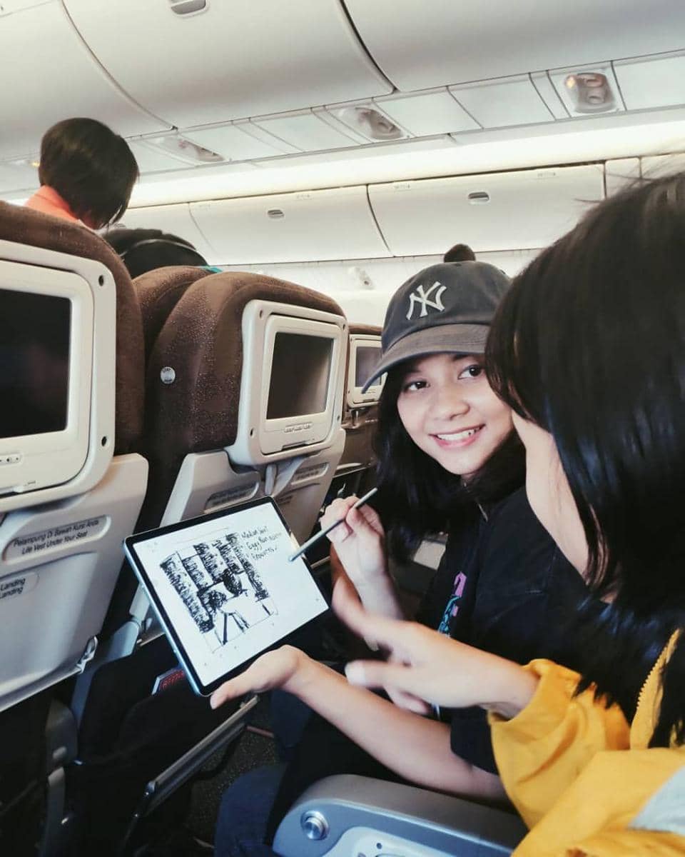 instagram.com/nayaanindita