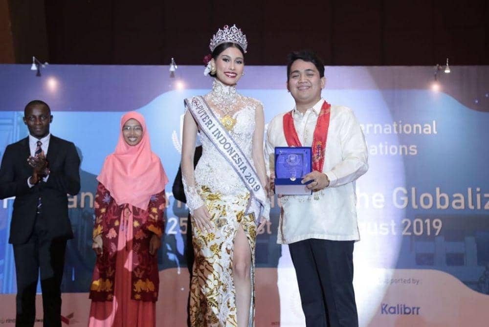 instagram.com/frederikacull