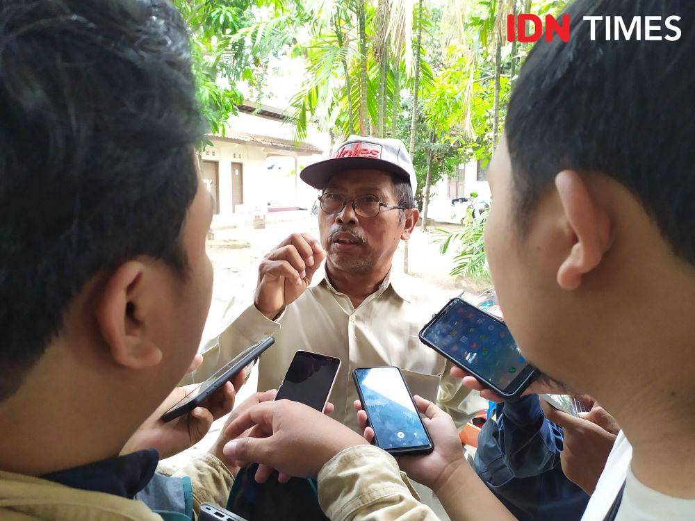 Warga Bokoharjo saat memberikan keterangan kepada wartawan tentang sosialisasi Tol Solo-Yogyakarta pada Rabu (4/12).  IDN Times/Siti Umaiyah