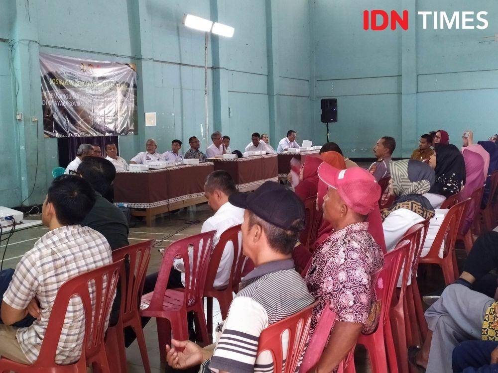 Dispertaru DIY adakan sosialisasi Tol Jogja-Solo ke warga Bokoharjo,  Rabu (4/13).  IDN Times/ Siti Umaiyah