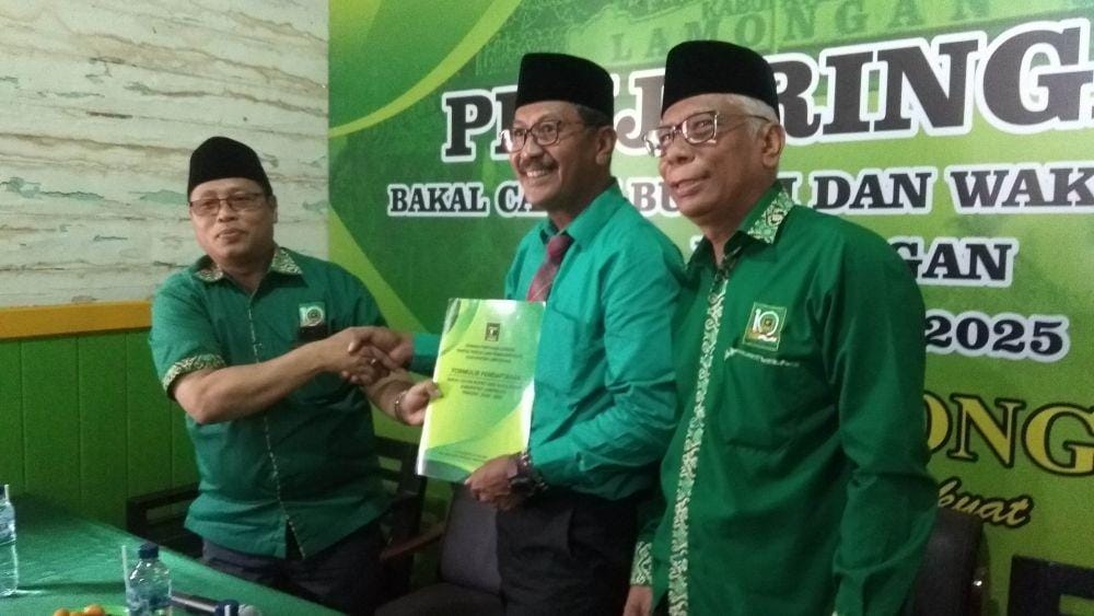 Bacabup Lamongan Suhandoyo saat mendaftar ke PPP. IDN Times/Imron