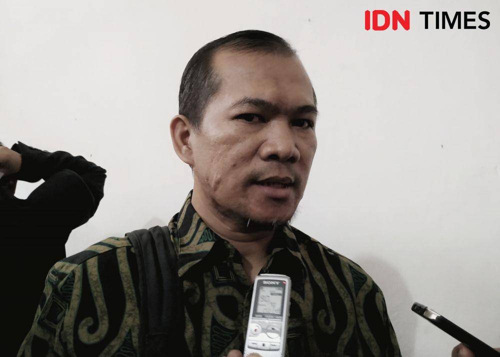 (terdakwa penggelapan aset PD Pasar Bermartabat, Andri Salman) IDN Times/Azzis Zulkhairil
