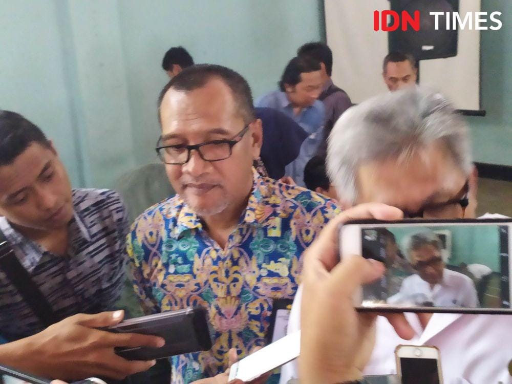 Wijayanto Petugas Pembuat Komitmen (PPK)Tol Solo-Yogyakarta (batik). IDN Times/ Siti Umaiyah