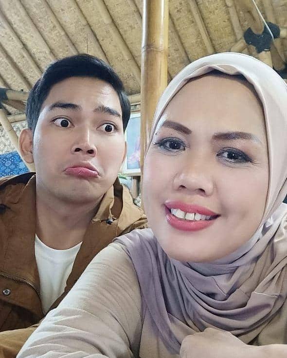 Instagram/ellysugigi_real_