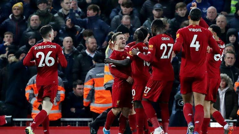 Para pemain Liverpool merayakan gol Xherdan Shaqiri ke gawang Everton, Kamis (5/12) dini hari. ssl.gstatic.com