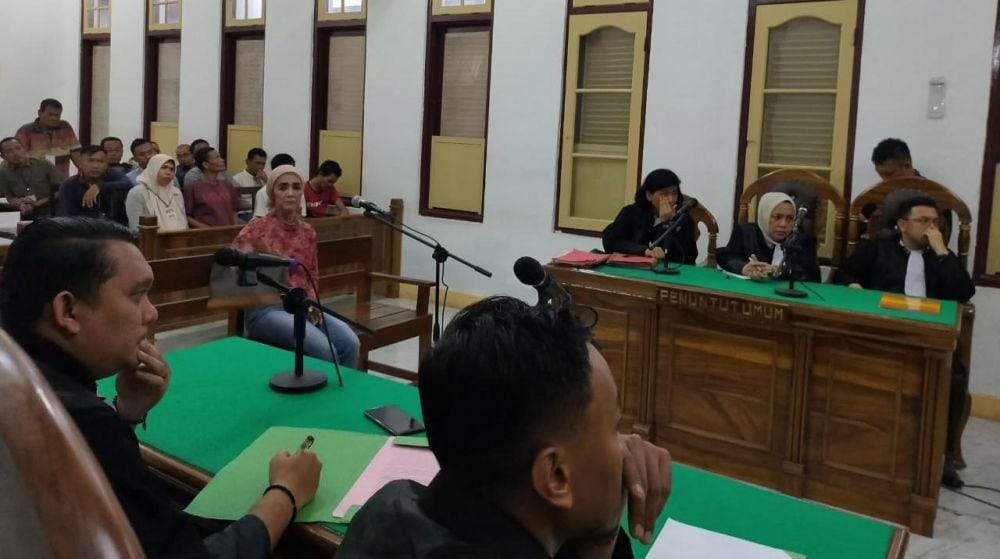 Terdakwa Dewi Budiati saat persidangan (Dok.IDN Times/istimewa)