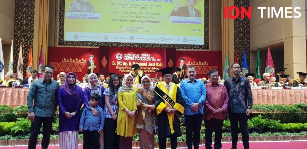 Rapat Senat Terbuka Universitas Negeri Padang, Anugerah Doktor Honoris Causa untuk Muhammad Jusuf Kalla, Kamis, 5 Desember 2019 IDN Times/Uni Lubis