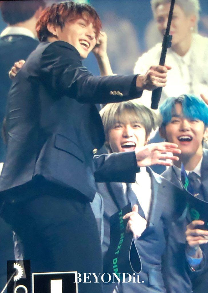 twitter.com/ooohindahnya