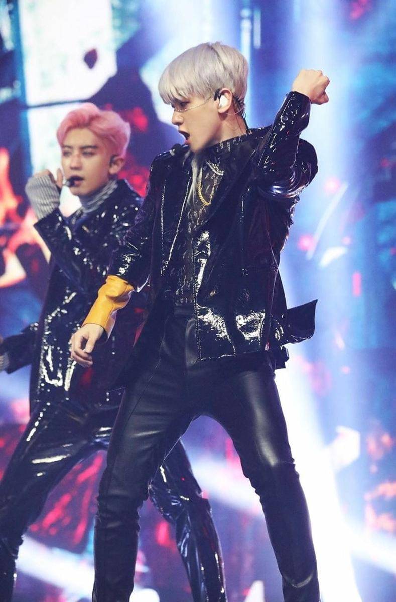 Instagram.com/weareone.exo