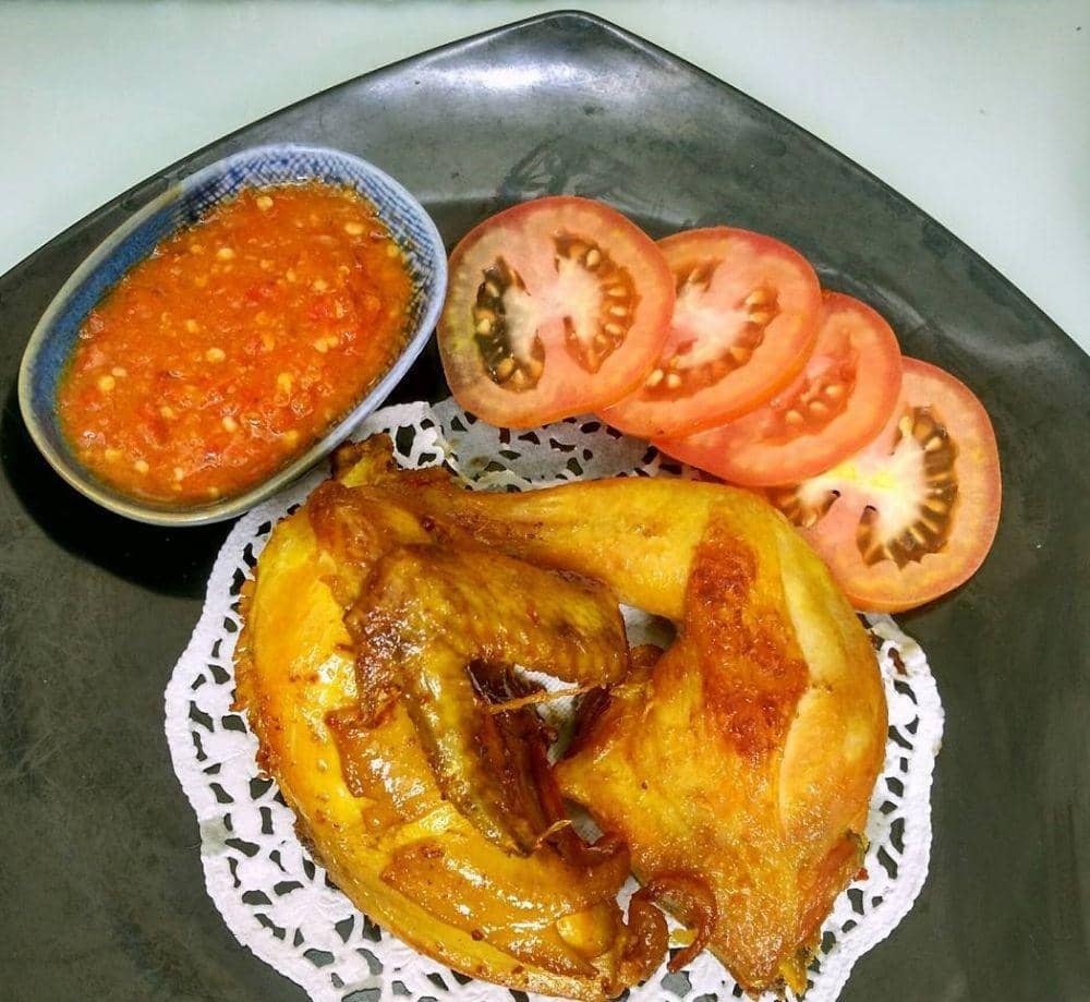 instagram.com/warung.tjarani