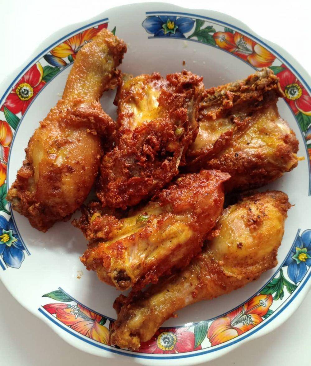 instagram.com/renita.indria