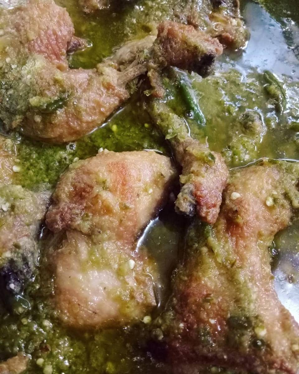 instagram.com/dapur_univivi