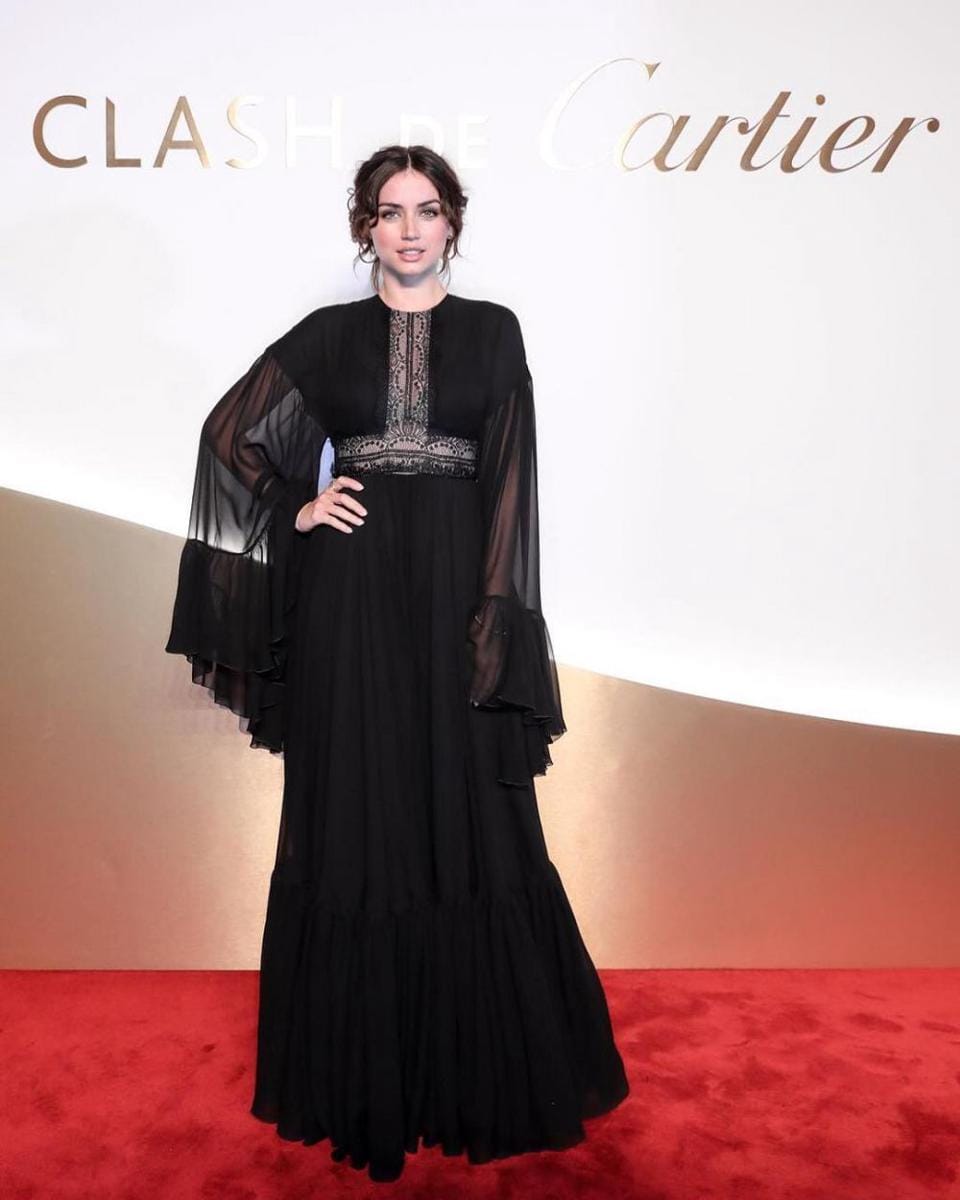 instagram.com/ana_d_armas