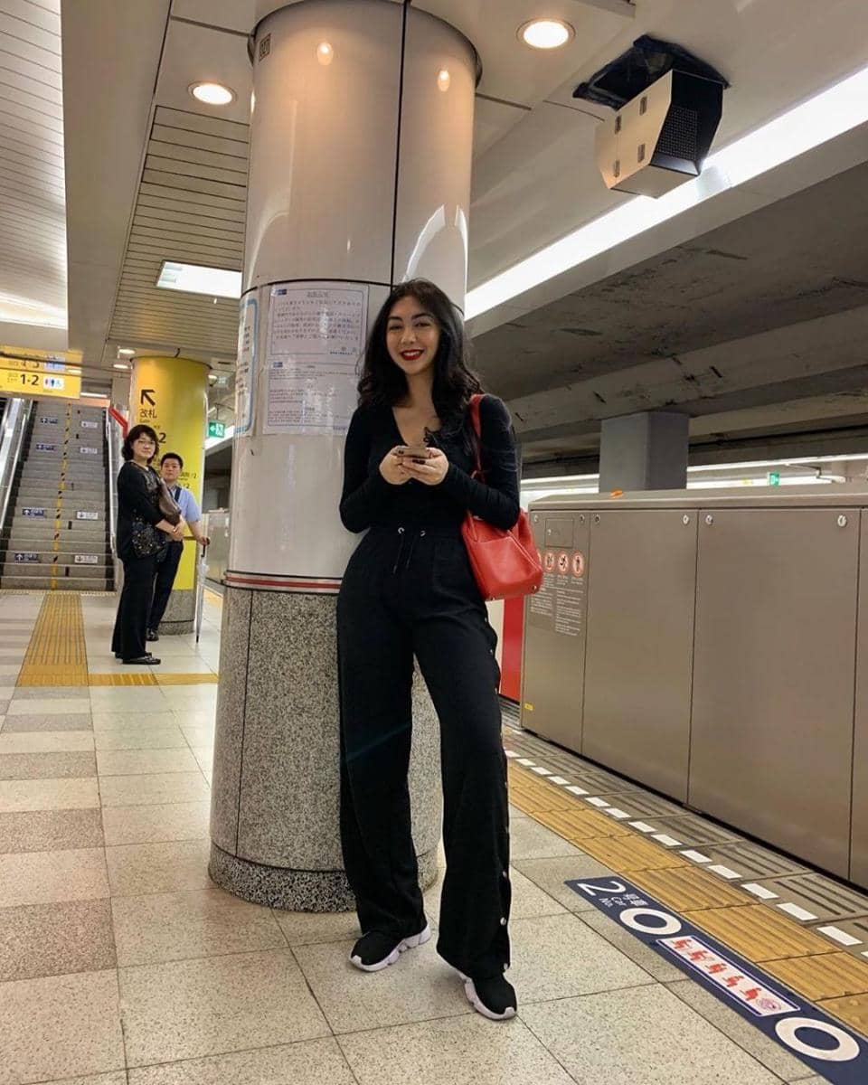 Instagram.com/_shaniasalsabila