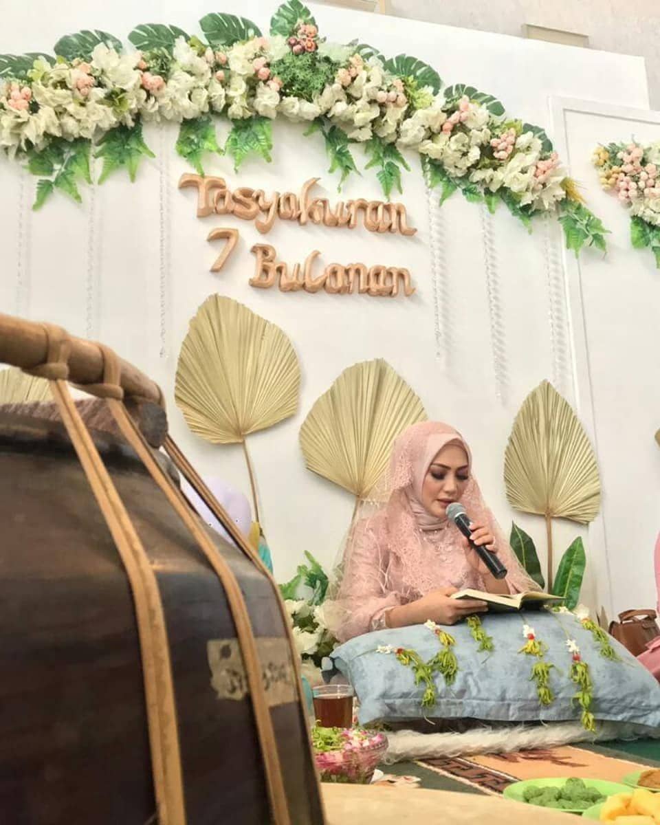 Instagram.com/almudaffaputri_