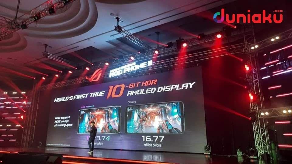 10-Bit HDR AMOLED Display, duniaku.com/Adhitya Daniel
