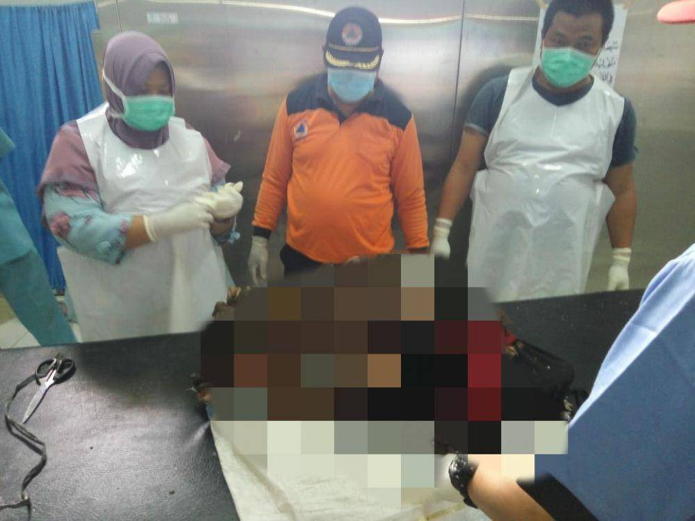 Tulang belulang korban penyerangan harimau usai dievakuasi (IDN Times/Istimewa)