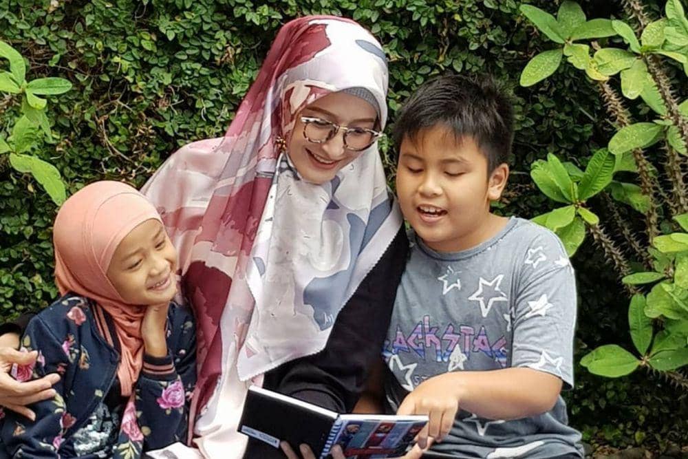 instagram.com/inekekoes