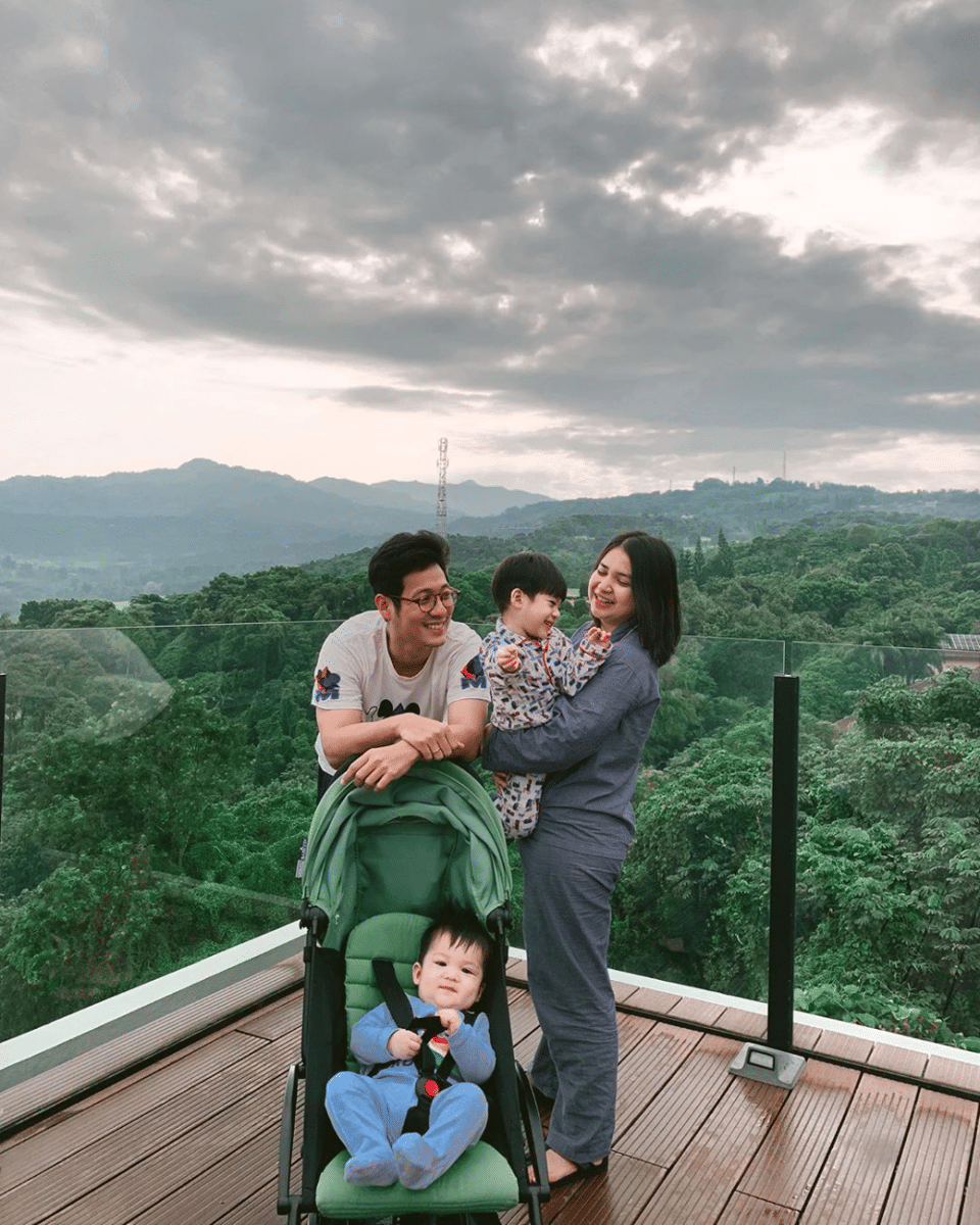 instagram.com/putrititian