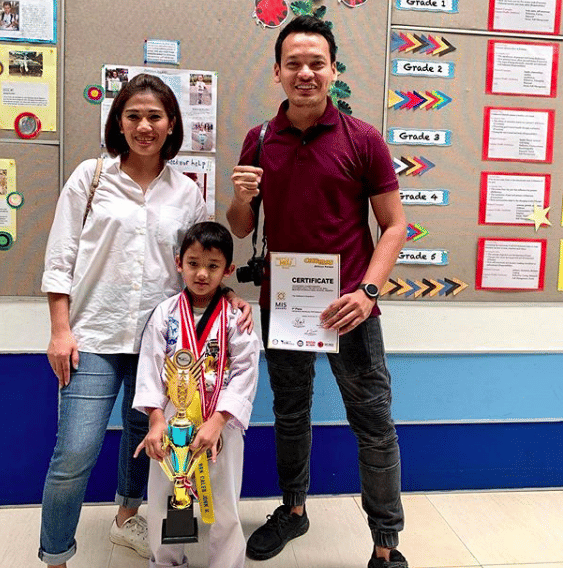 instagram.com/benjoshua_r