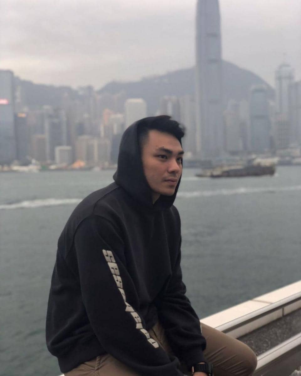 Instagram.com/robclintonkardinal