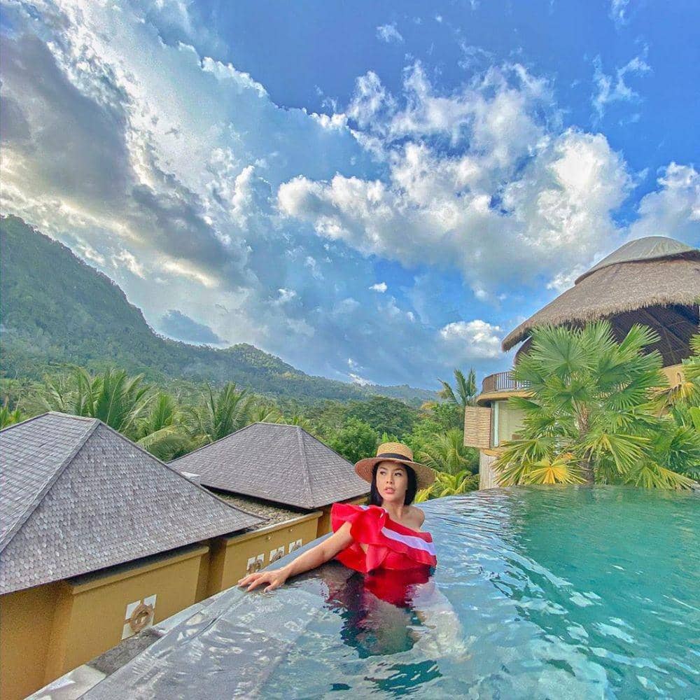 Instagram.com/elviacarolline