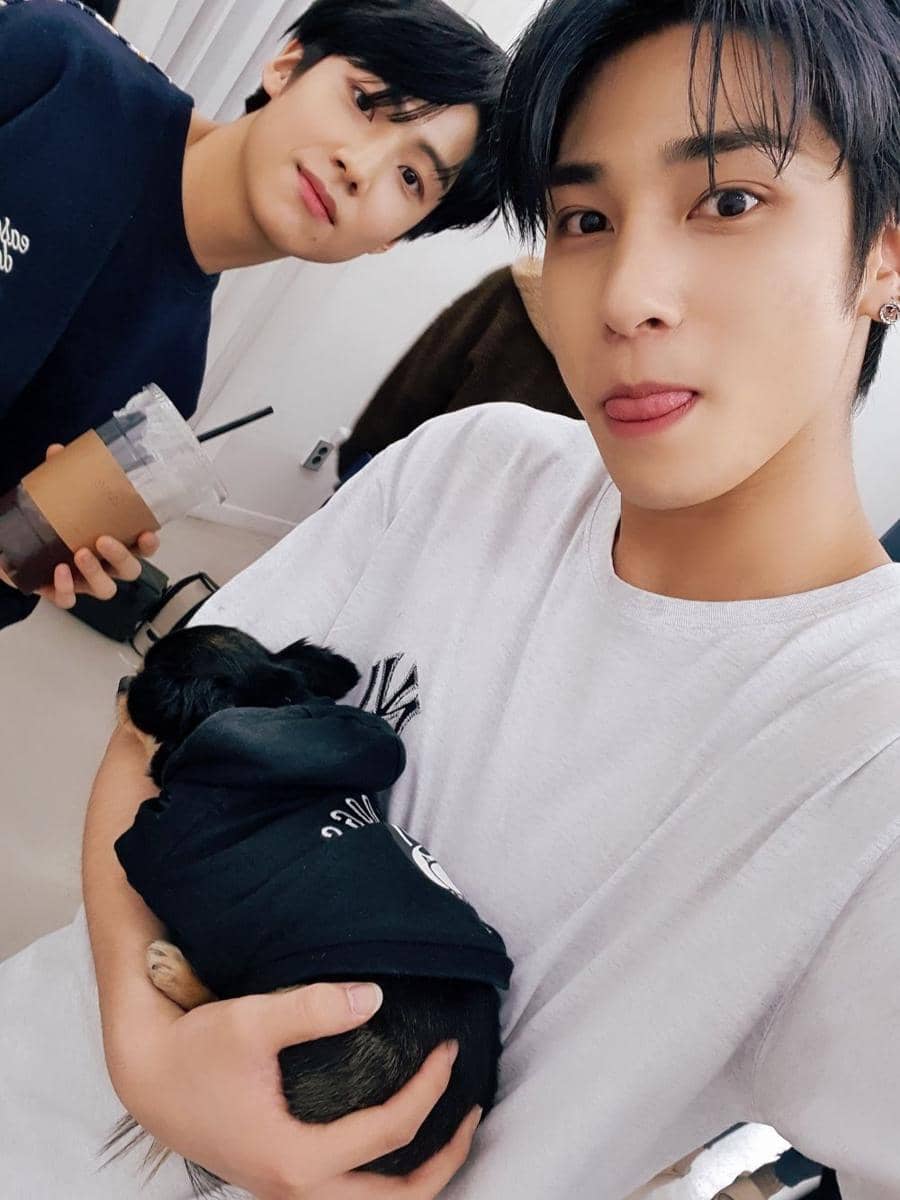 twitter.com/x1members