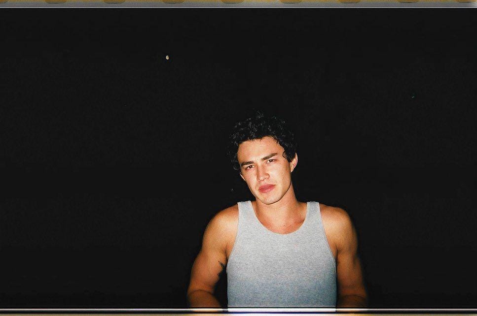 Instagram.com/gavinleatherwood