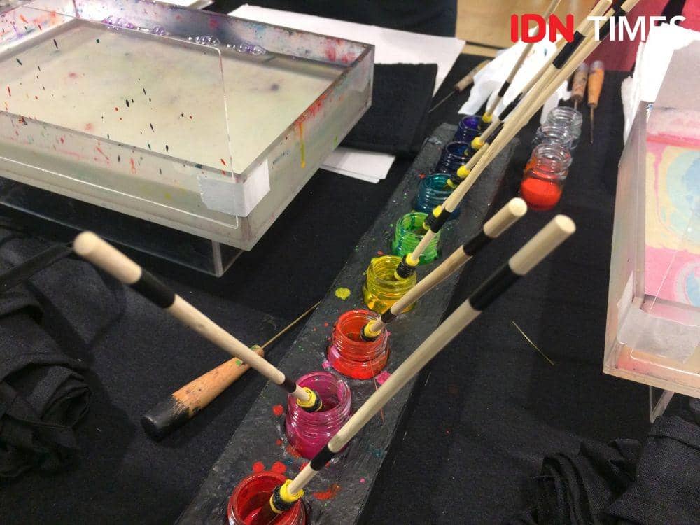 Marbling art. 6 Desember 2019. IDN Times/M. Tarmizi Murdianto