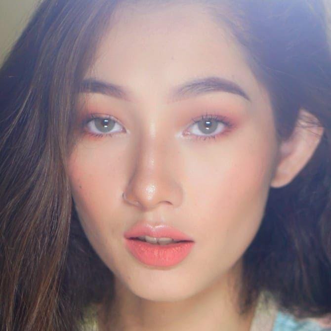 instagram.com/devinaureel