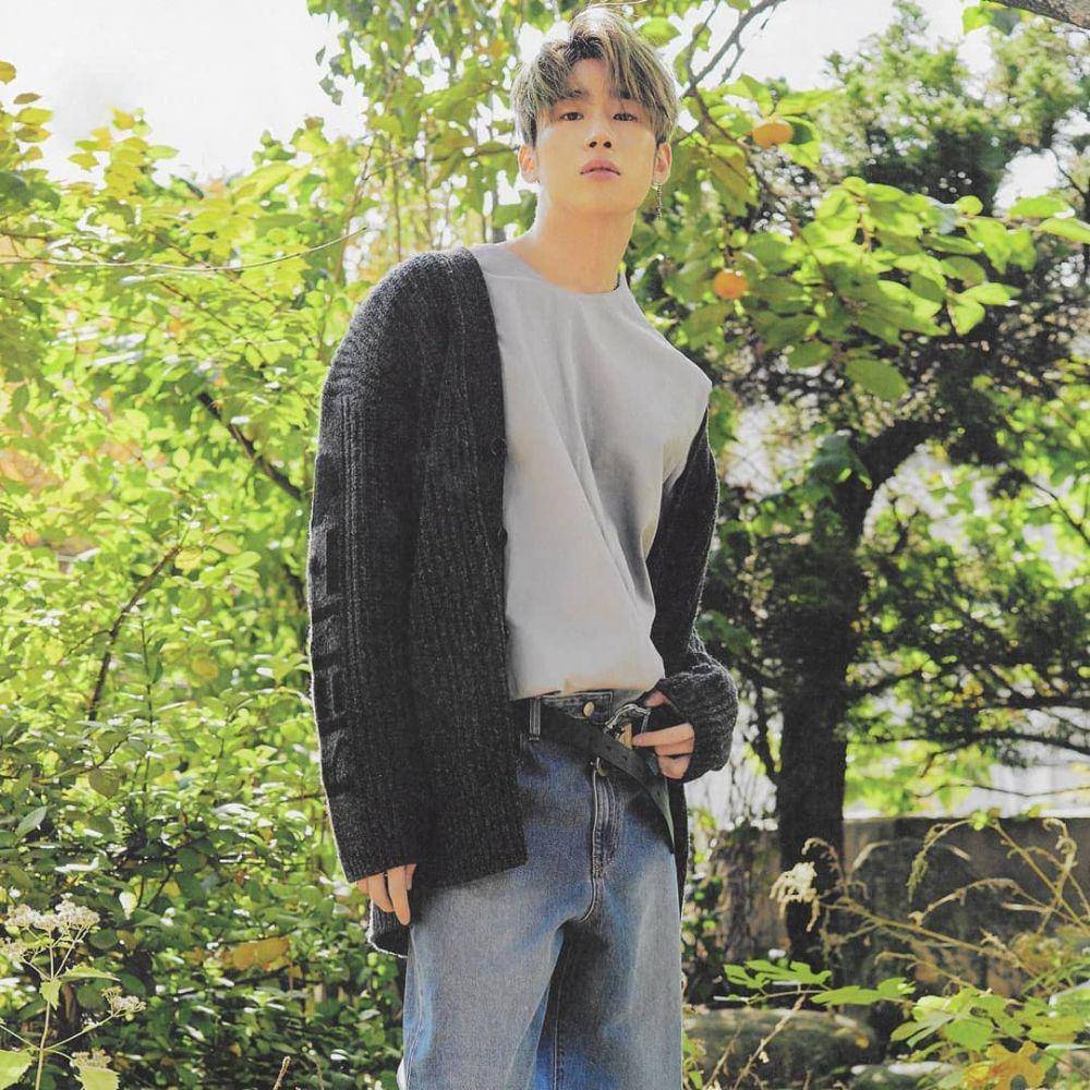 Instagram/officialseungwoo