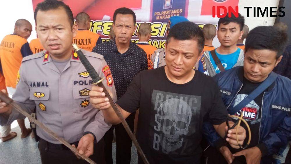 Jajaran Polrestabes Makassar mengungkap komplotan begal sadis di Makassar, Sabtu (7/12) / Sahrul Ramadan