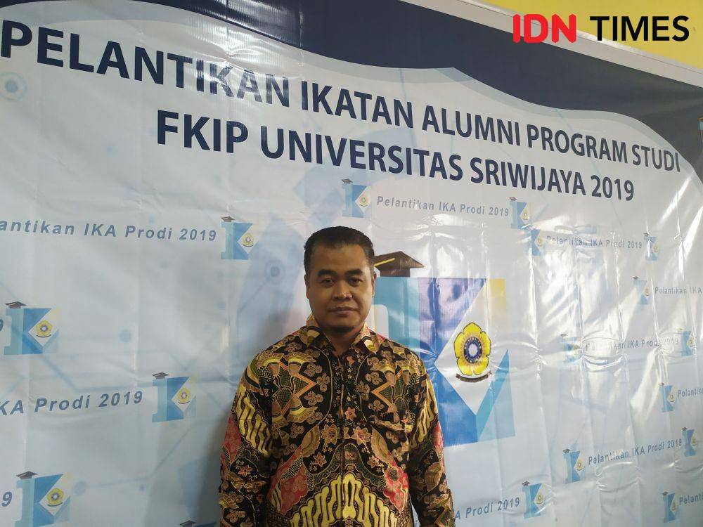 Ketua Program Studi (Prodi) Fisika FKIP (Fakultas Keguruan Ilmu Pendidikan) Universitas Sriwijaya (Unsri) Ketan Wiyono (IDN Times/Feny Maulia Agustin)