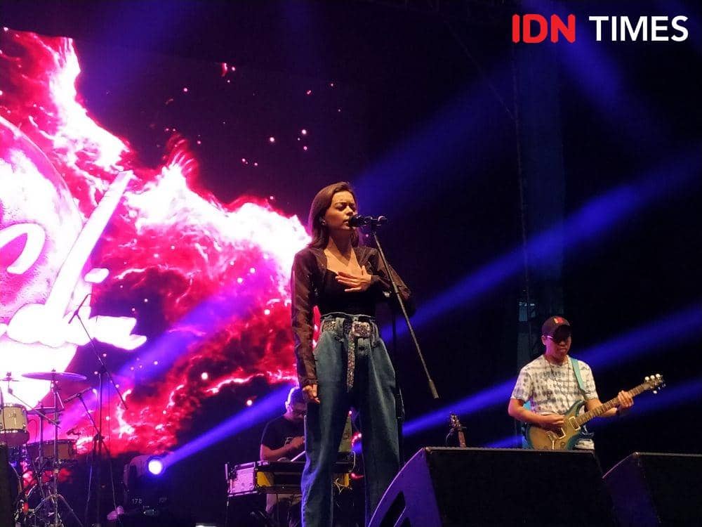 Eva Celia dalam Joyland Festival 2019 di Jakarta. 7 Desember 2019. IDN Times/Nadia Umara