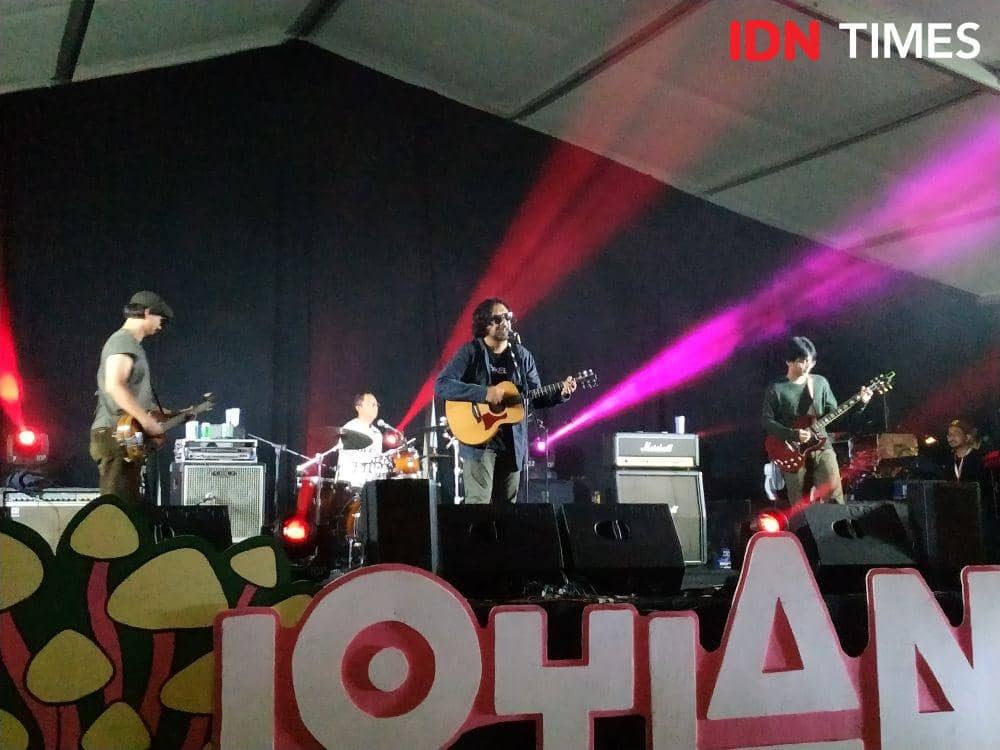 Sir Dandy dalam Joyland Festival 2019 di Jakarta. 7 Desember 2019. IDN Times/Nadia Umara