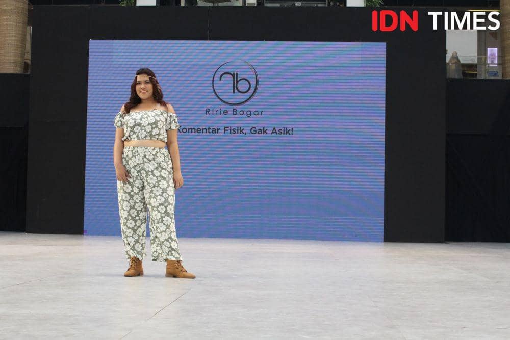 Ririe Bogar with plus Size Models Performance. 7 Desember 2019. IDN Times/Klara Livia