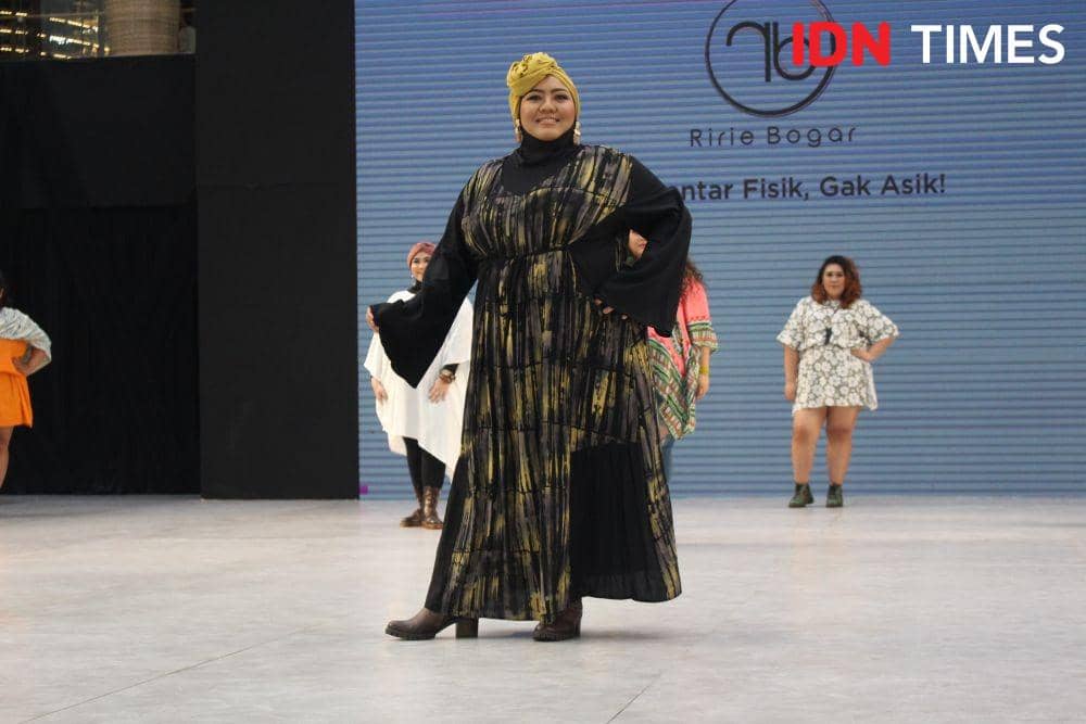 Ririe Bogar with plus Size Models Performance. 7 Desember 2019. IDN Times/Klara Livia