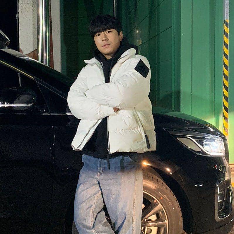 instagram.com/lee_si_eon