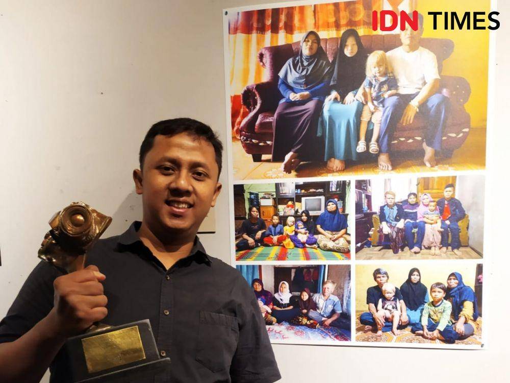 Jurnalis IDN Times Jateng Dhana Kencana Raih Penghargaan APFI 2019, Dok IDN Times