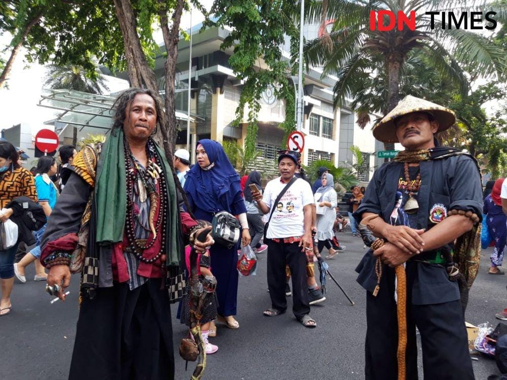 Kampanye M.Sholeh dan Taufik Monyong di CFD Taman Bungkul, Minggu (8/12). IDN Times/Fitria Madia
