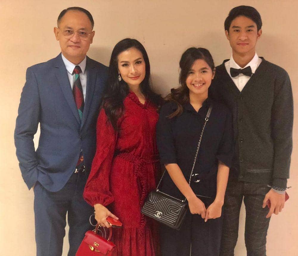 instagram.com/isdadahlia