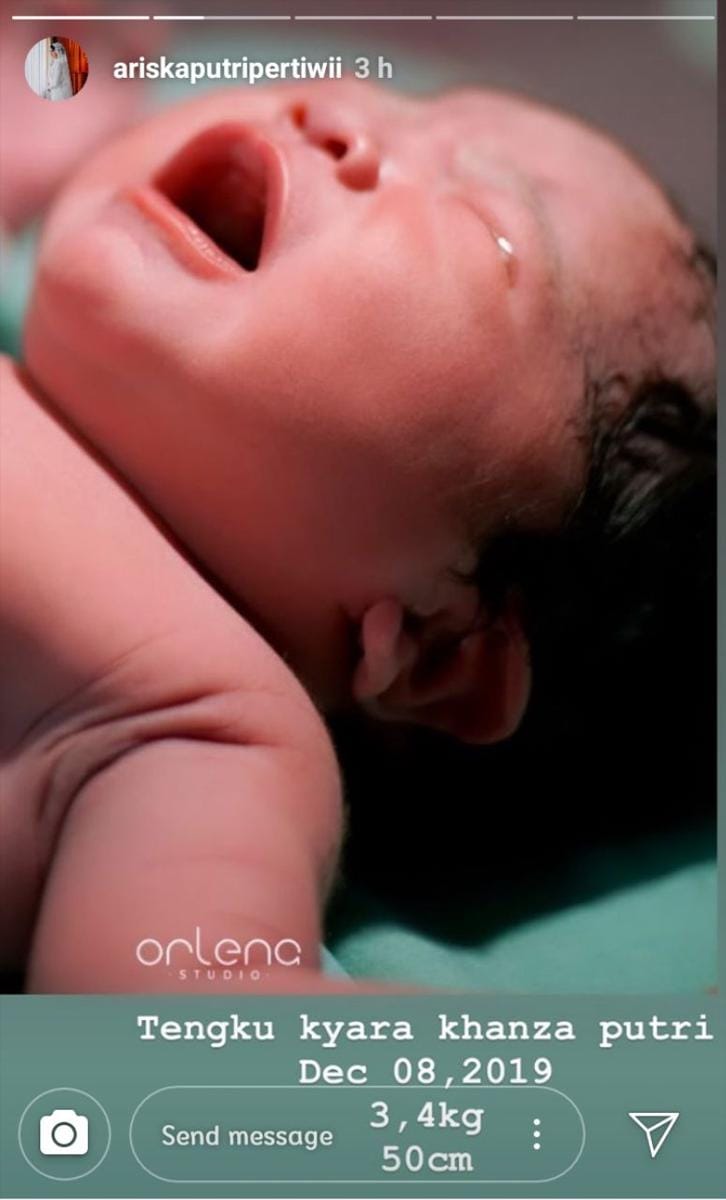 Instagram.com/@ariskaputripertiwii