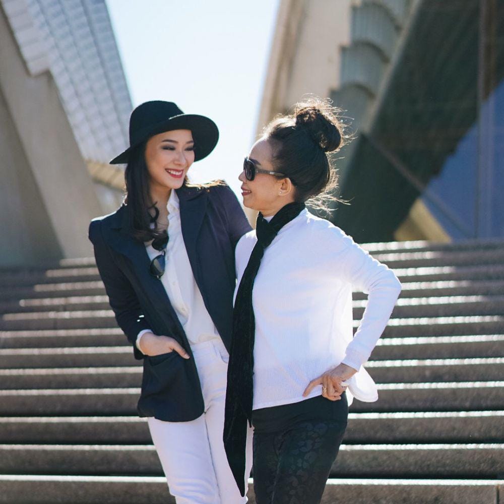 Instagram.com/yuanitachrist