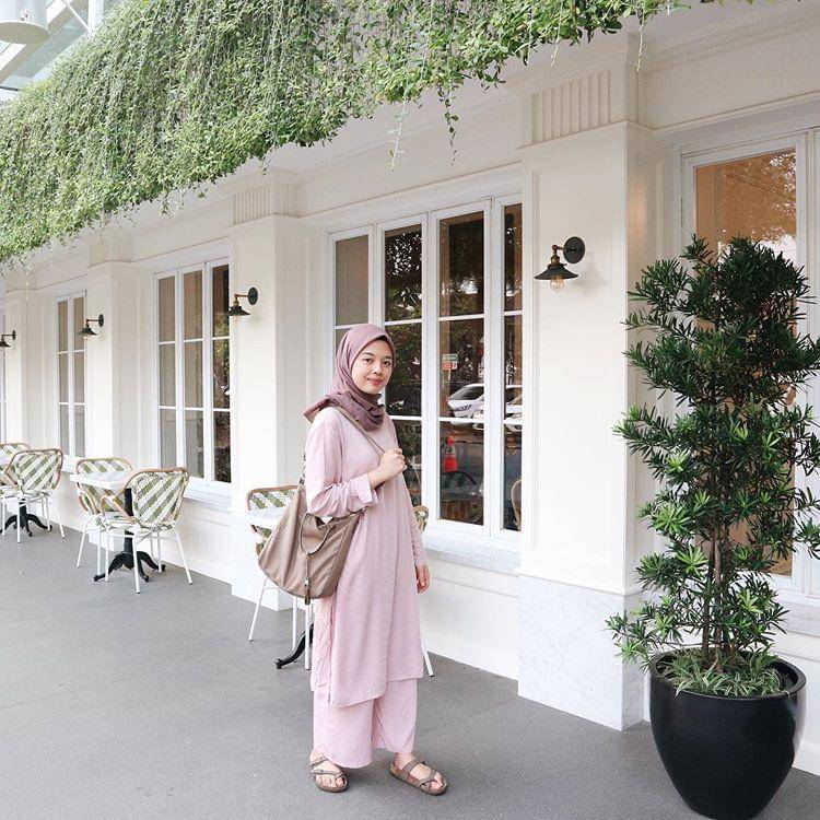 instagram.com/anastasiadelline