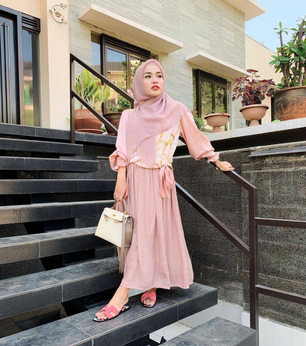 Instagram/medinazein