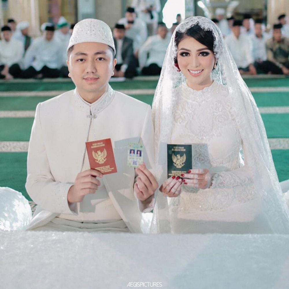 Instagram.com/@ariskaputripertiwii